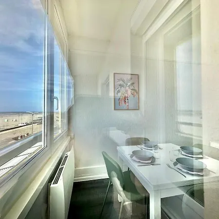 Sea View And Balcony With 2 Bedrooms In Berck-plage Apartment