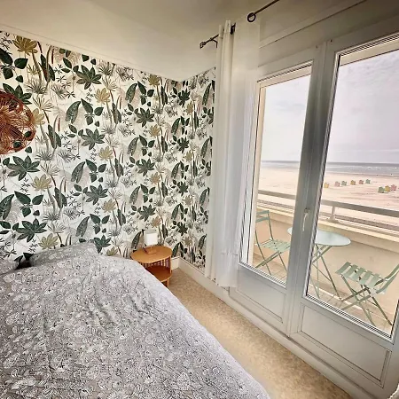 Louise - 2 Face Avec Balcon Et Vue Magnifique Appartamento Berck